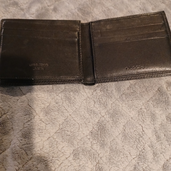Black leather wallet - Picture 3 of 5